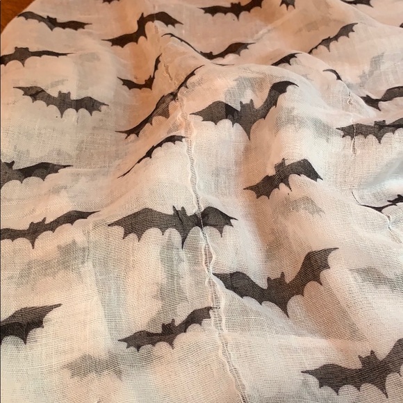 TWO HALLOWEEN INFINITY SCARVES - Picture 3 of 3